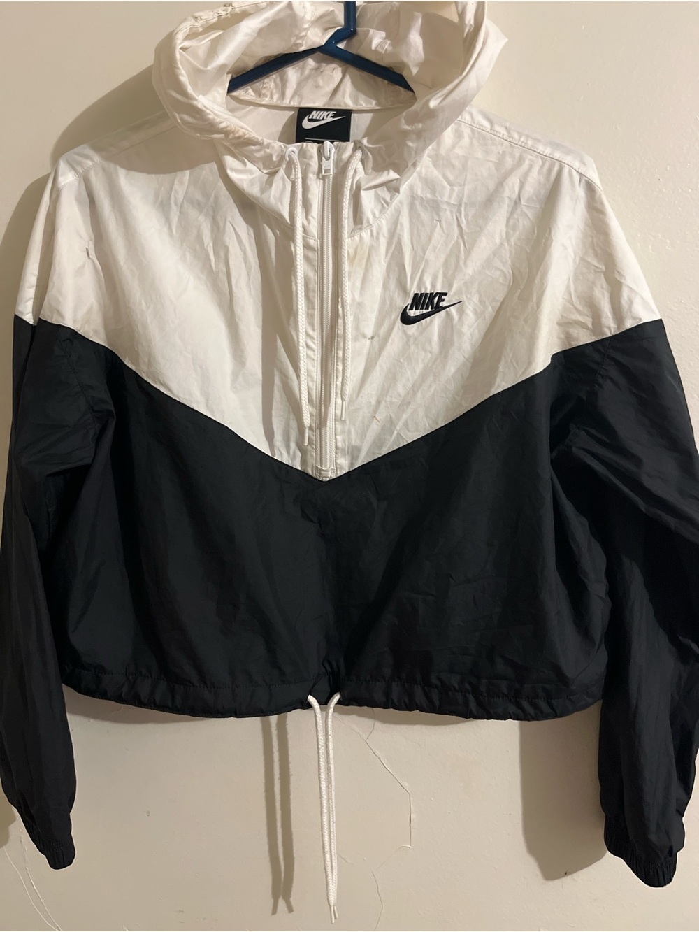 Nike Women's Black & White Cropped Hooded Windbreaker